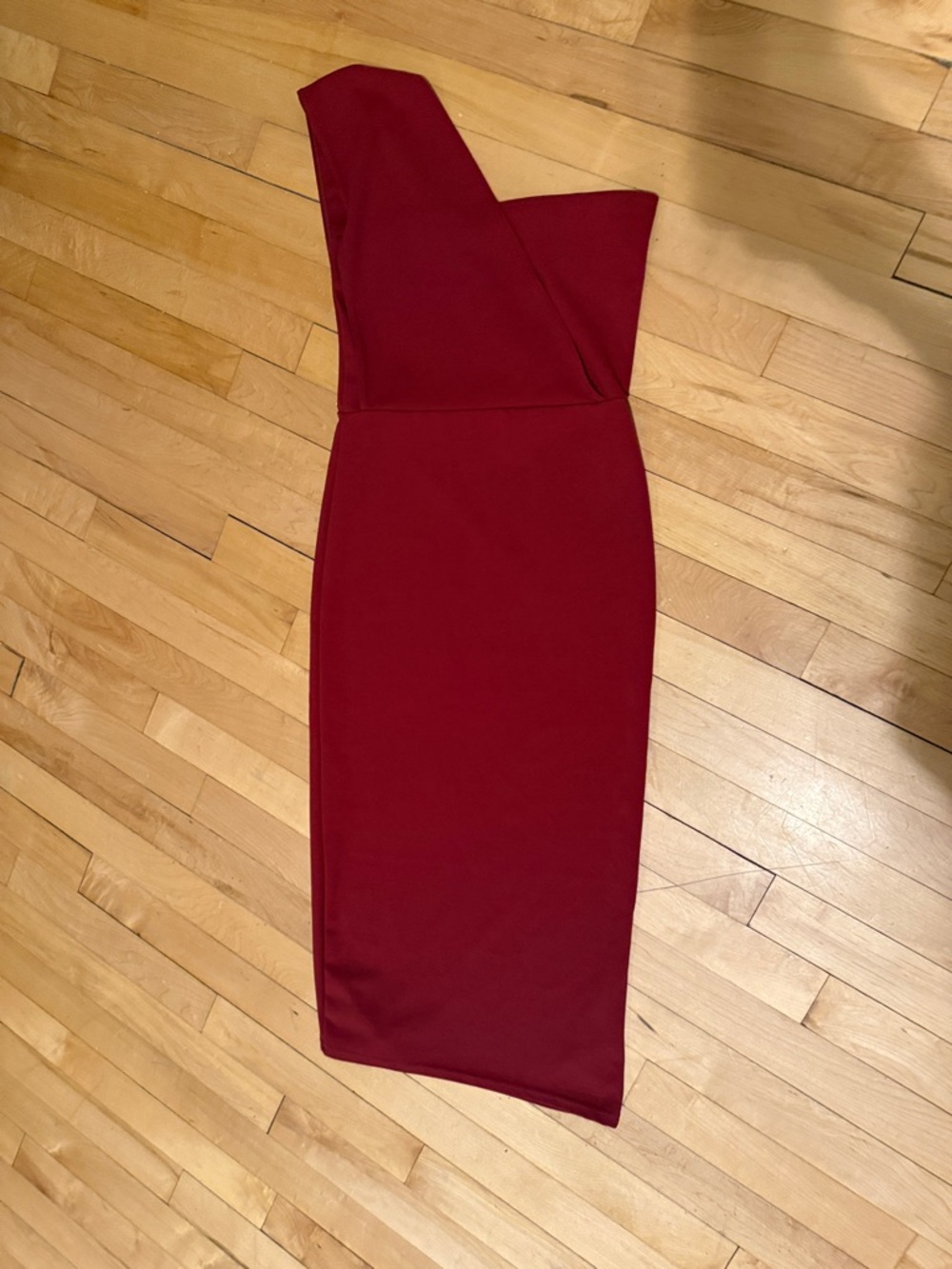 PrettyLittleThing  One-Shoulder Midi Dress